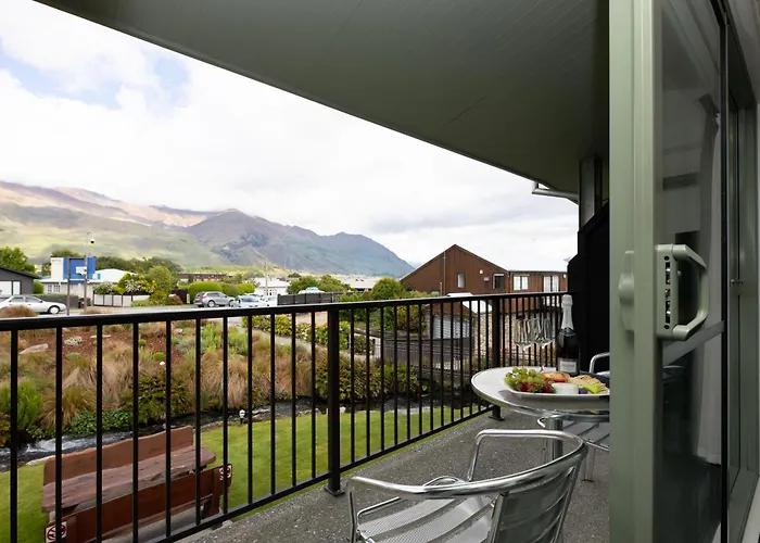 Clearbrook & Serviced Aparthotel 4*