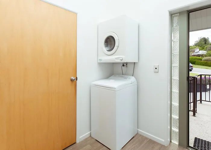 Clearbrook & Serviced 4*