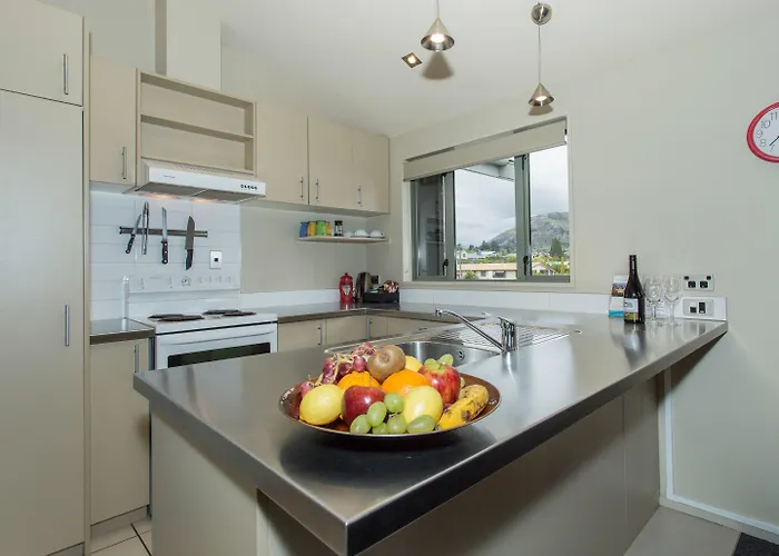 Aparthotel Clearbrook & Serviced 4*