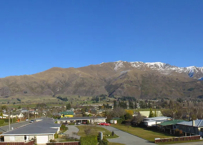 Clearbrook & Serviced Aparthotel Wanaka